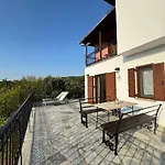 Glykeria διώροφη με δυο υπνοδωμάτια με θέα Tatil Evi