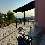Glykeria διώροφη με δυο υπνοδωμάτια με θέα Tatil Evi *
