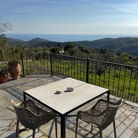 Casa vacanze Glykeria διώροφη με δυο υπνοδωμάτια με θέα