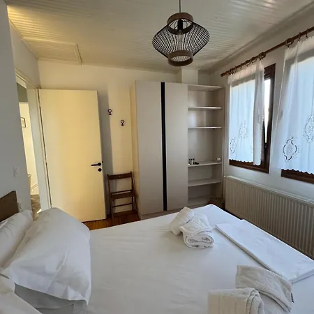 Casa vacanze Glykeria διώροφη με δυο υπνοδωμάτια με θέα
