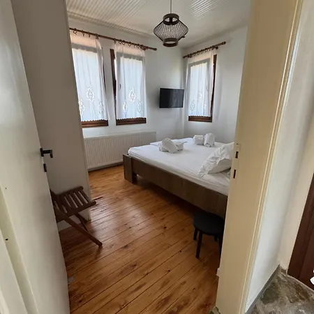 Glykeria διώροφη με δυο υπνοδωμάτια με θέα Casa vacanze Xinovrisi