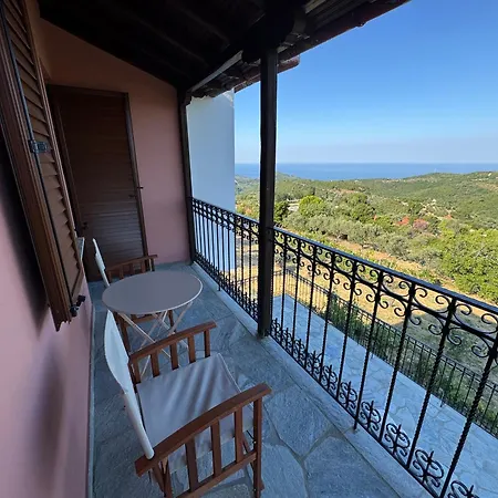 Holiday home Glykeria διώροφη με δυο υπνοδωμάτια με θέα Xinovrisi