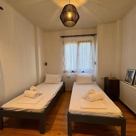 villa Glykeria Διώροφη Κατοικία με δυο υπνοδωμάτια με θέα Ξινόβρυση