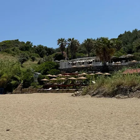 Σπίτι διακοπών villa Glykeria Διώροφη Κατοικία με δυο υπνοδωμάτια με θέα 3*