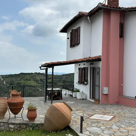 Case de vacanță Glykeria διώροφη με δυο υπνοδωμάτια με θέα *