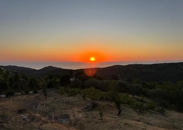 Villa Glykeria Διώροφη Κατοικία Με Δυο Υπνοδωμάτια Με Θέα * Xinovrisi